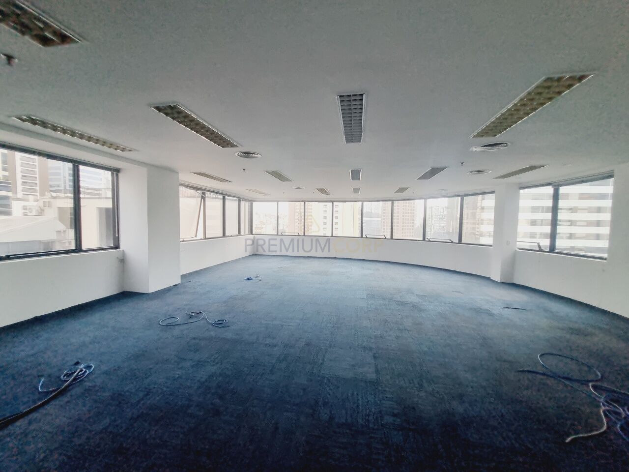Conjunto Comercial para Locação - Cidade Monções