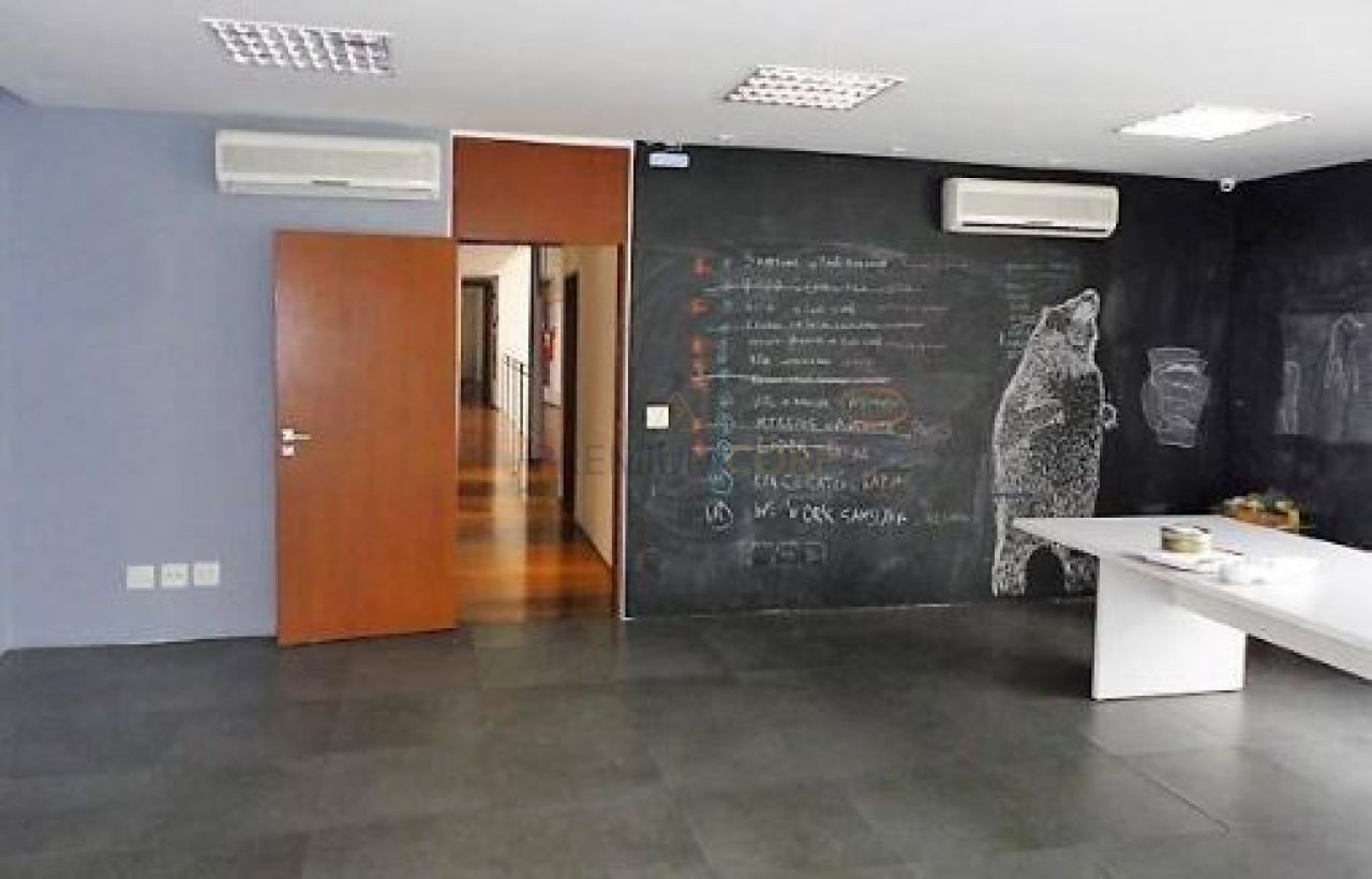 Prédio Monousuário para Venda - Pinheiros