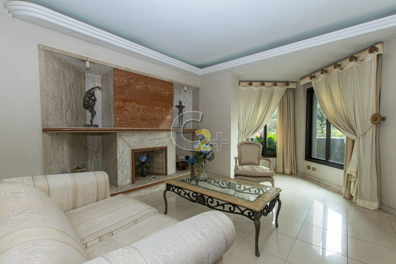 Foto 2 - CC15759