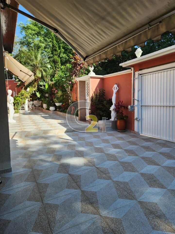 Foto 2 - CC23731