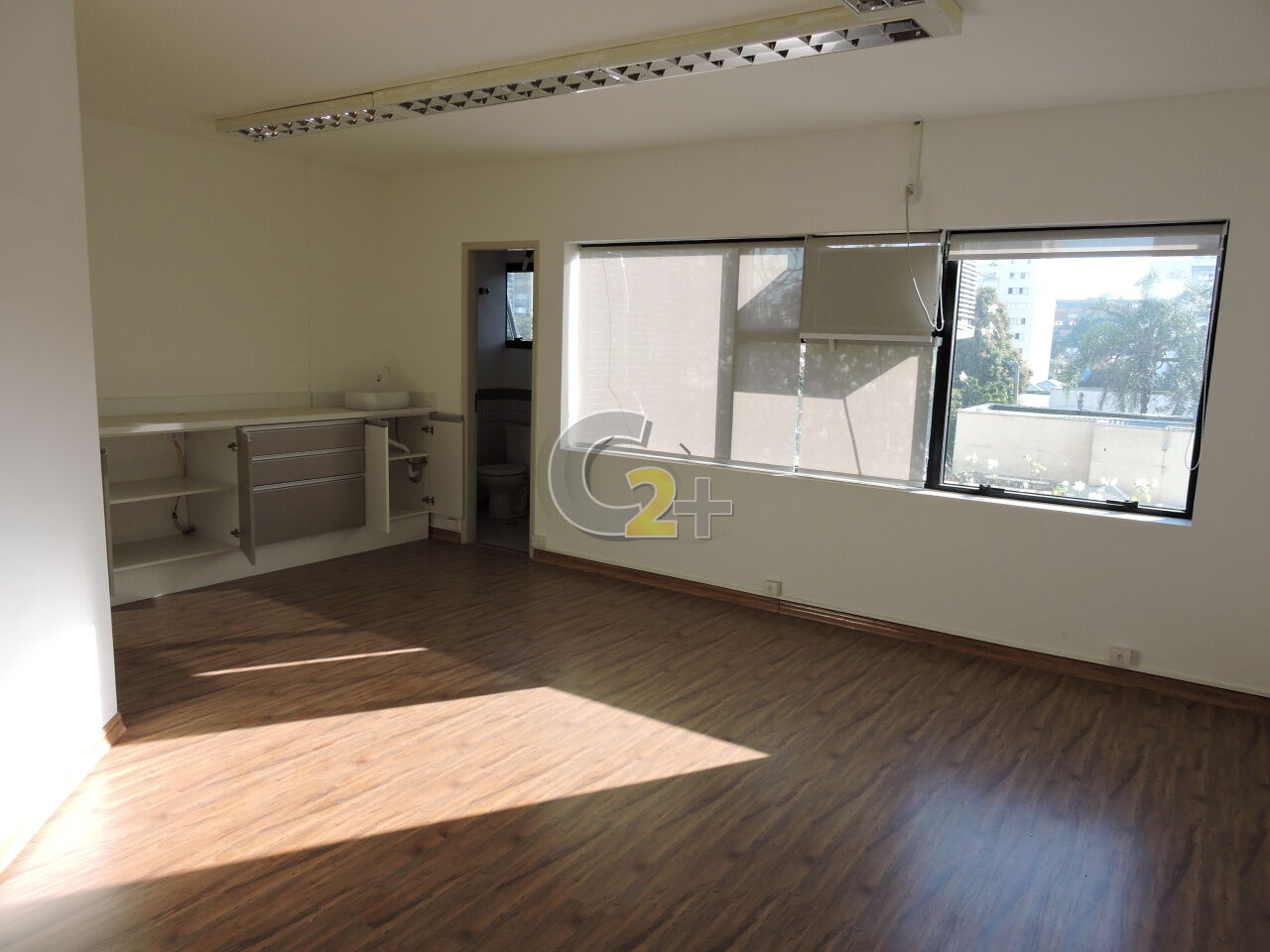 Conj. Comercial
