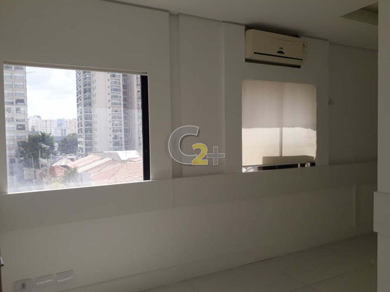 Conj. Comercial