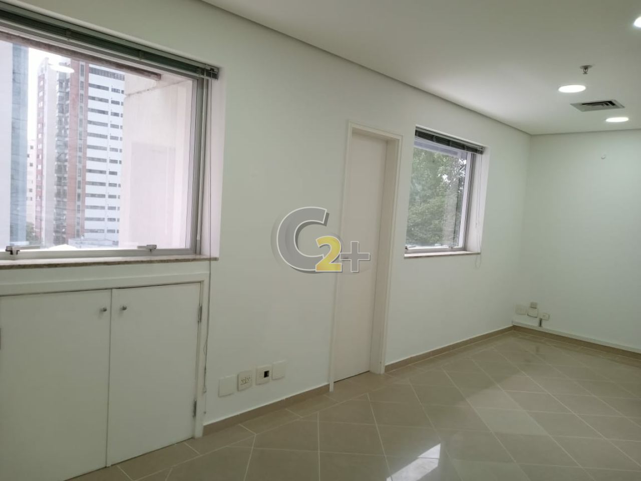 Conj. Comercial