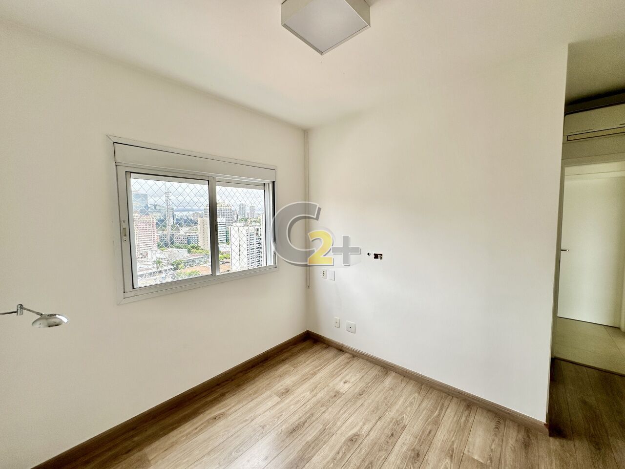Foto 33 - CC40122