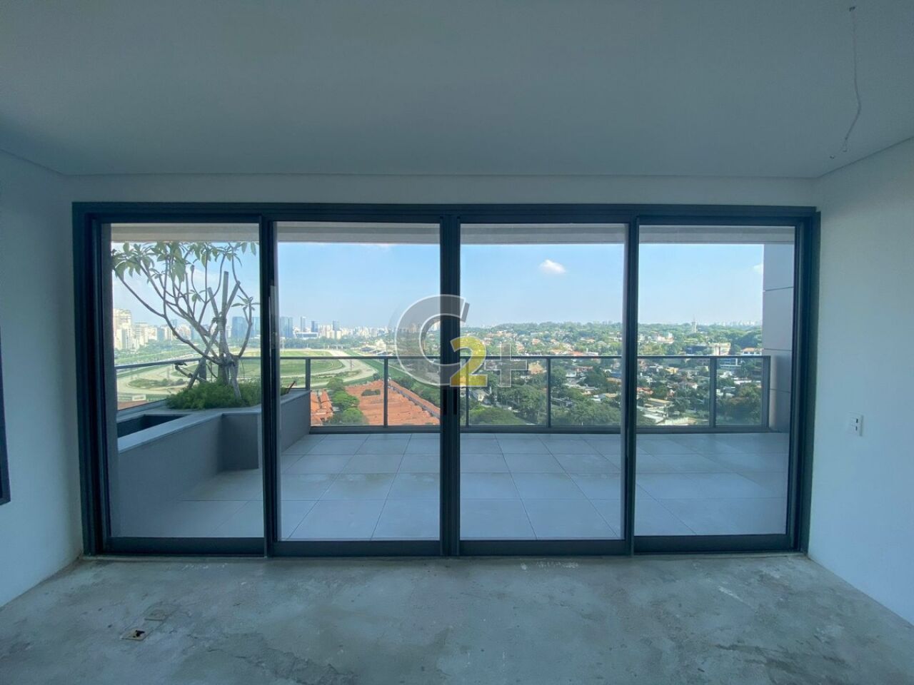 Foto 2 - CC45056