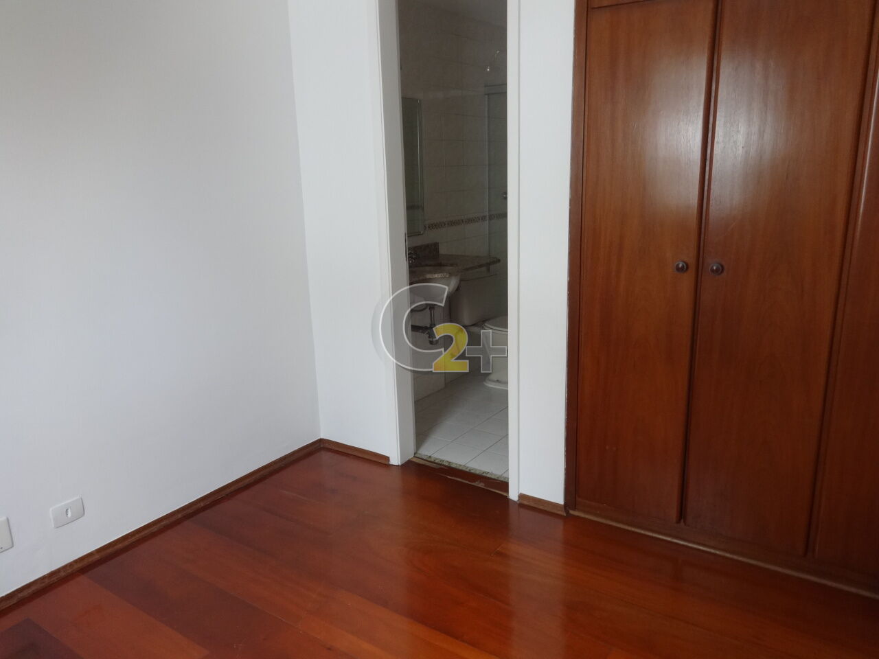 Foto 15 - CC57042