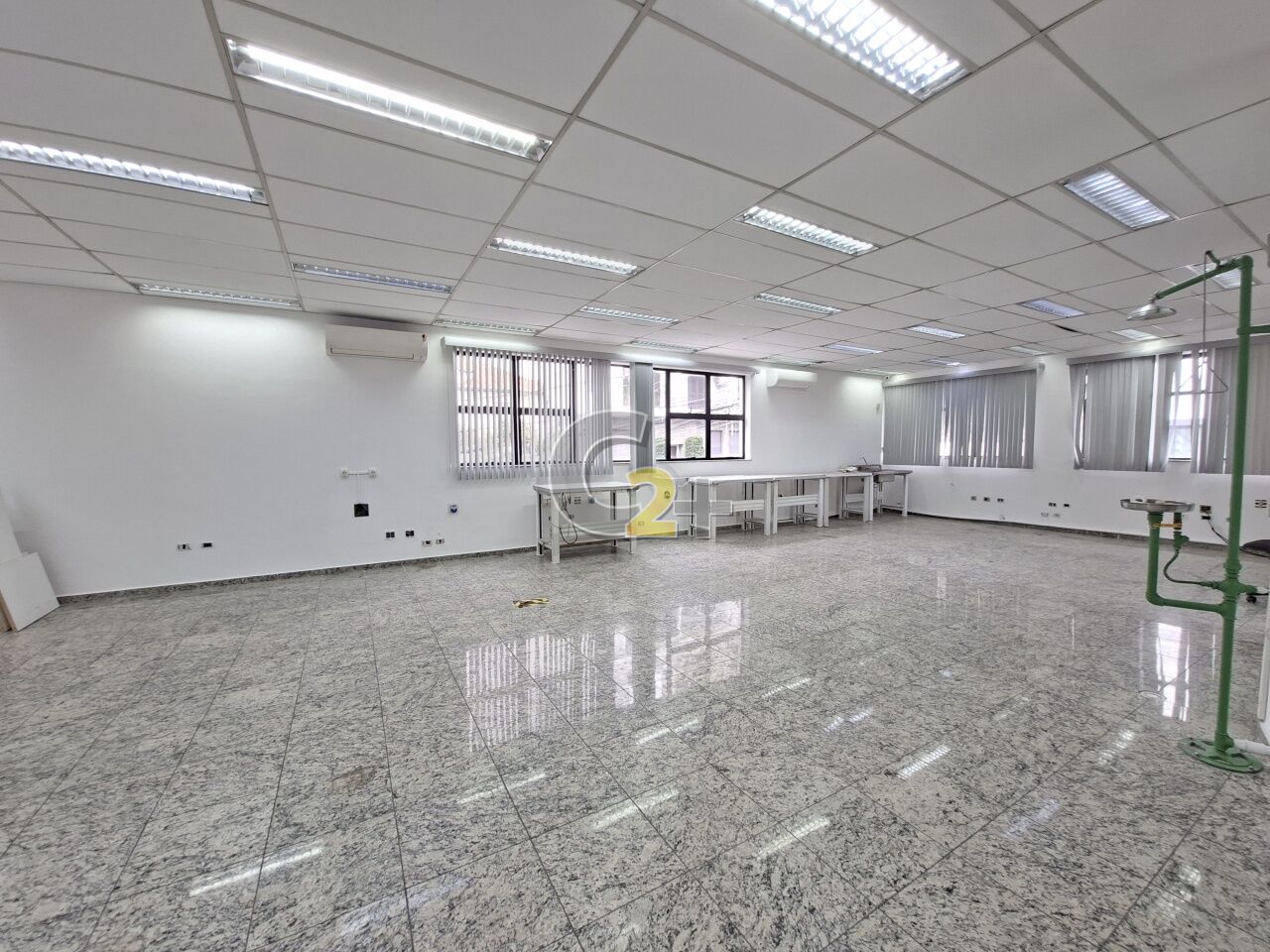 Sobrado Comercial