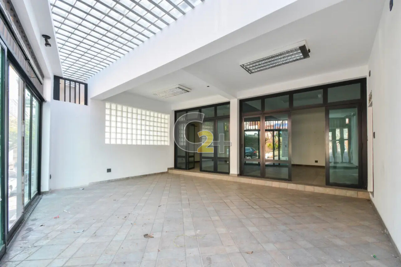 Sobrado Comercial