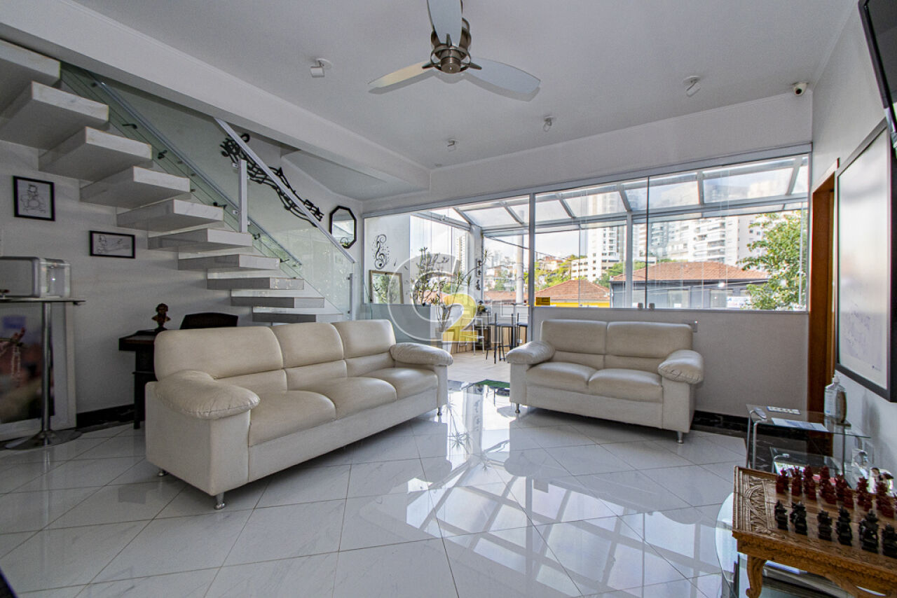 Sobrado Comercial