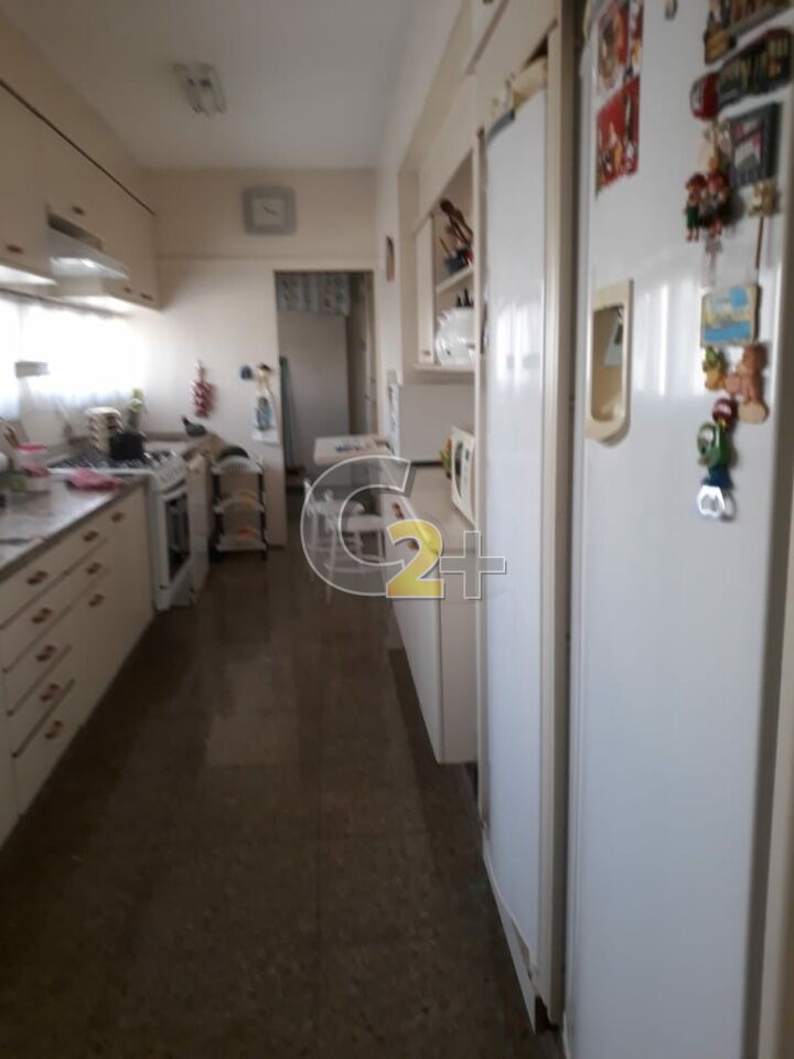 Foto 5 - CC8600
