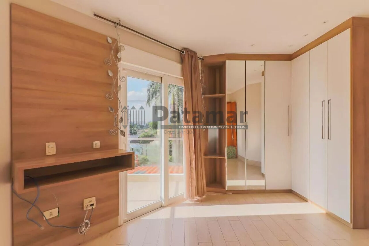Sobrado para Venda - Jardim Adhemar de Barros