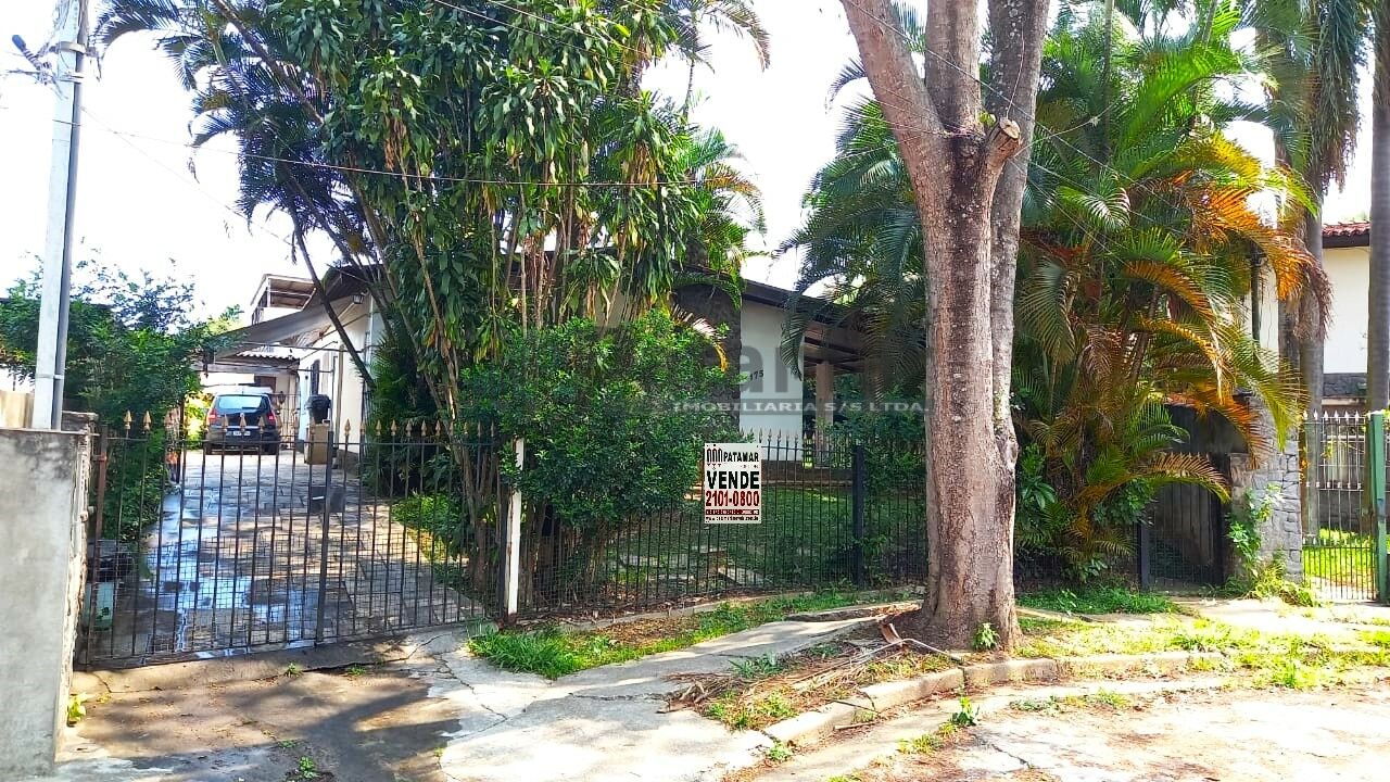 Casa em Condomínio para Venda - Instituto de Previdência
