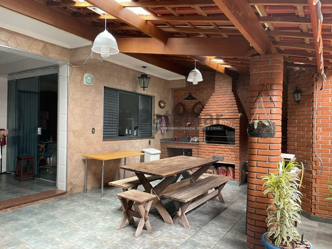 Casa Assobradada para Venda - Conjunto Residencial Butantã