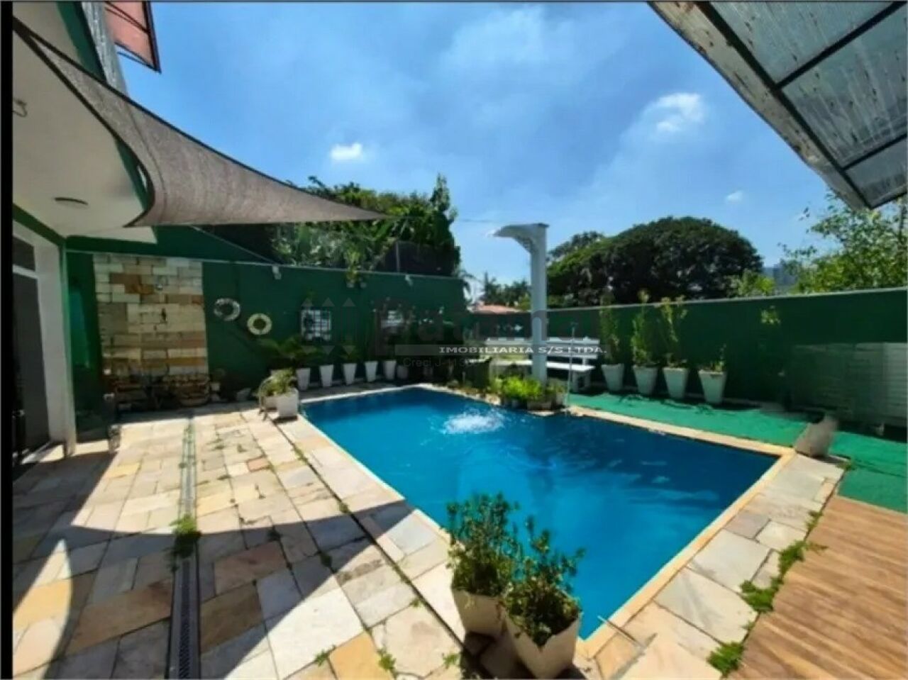 Sobrado para Venda - Jardim Leonor
