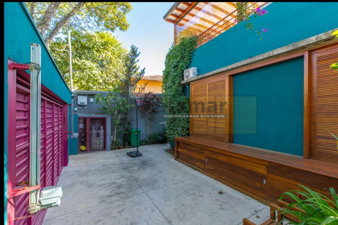 Casa Térrea para Venda - Instituto de Previdência