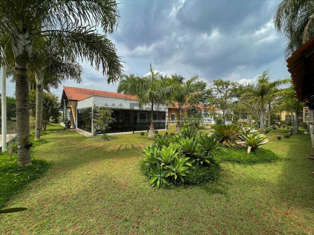 Casa Térrea para Venda - Vila Santo Antônio