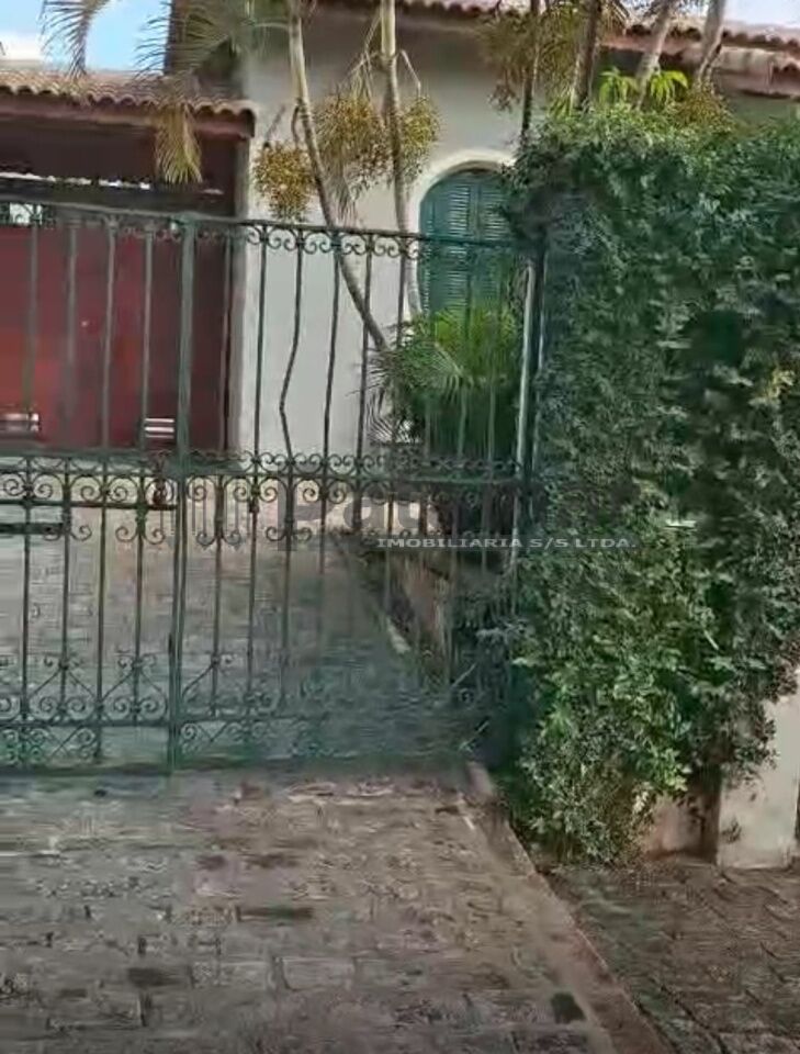 Casa Térrea para Venda - Caxingui