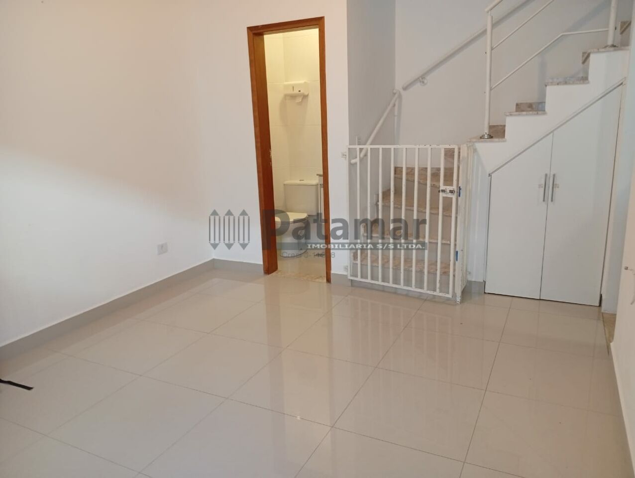 Sobrado em Condomínio para Venda - Jardim Peri Peri