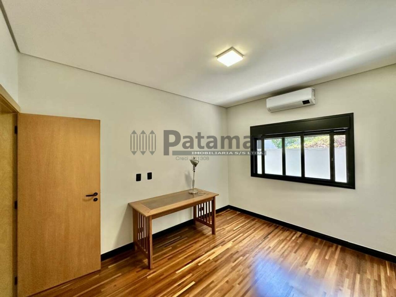 Casa em Condomínio para Venda - Granja Viana