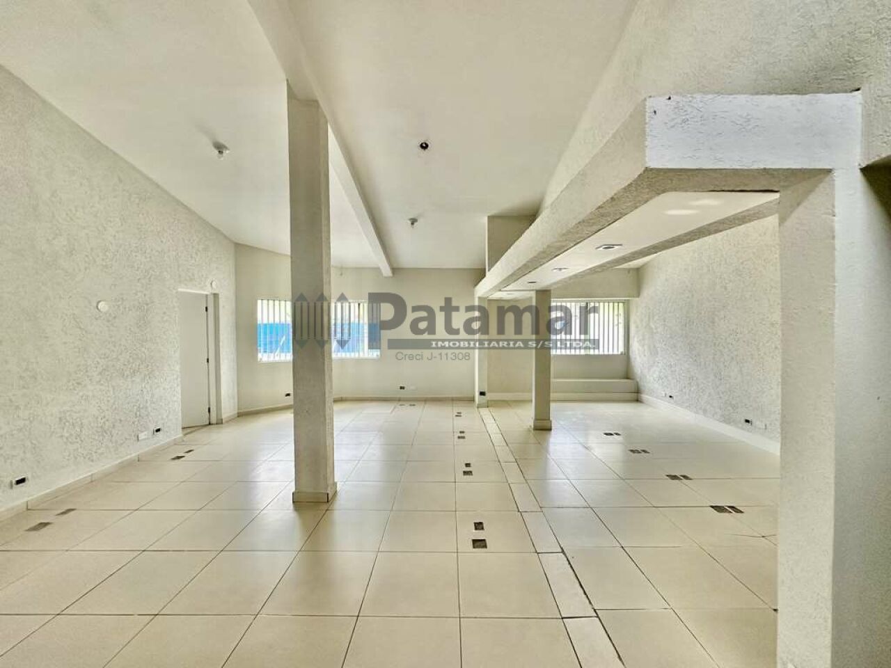 Comercial para Venda - Jardim Nomura