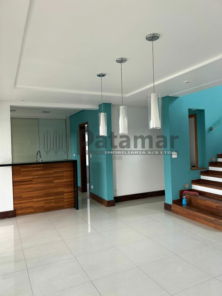 Casa em Condomínio para Venda - Golf Park