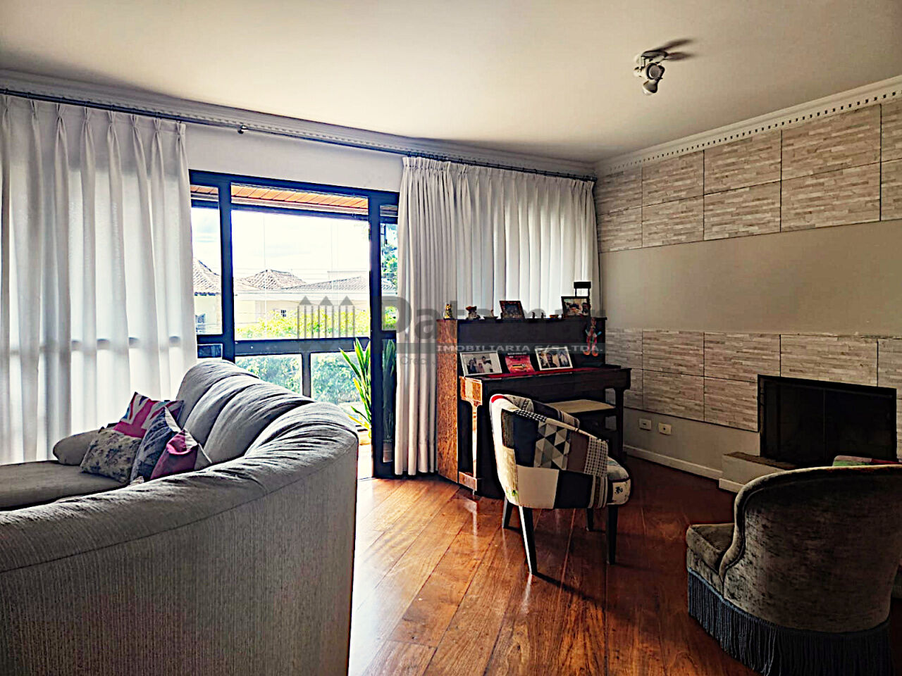 Apartamento para Locação - Jardim Leonor