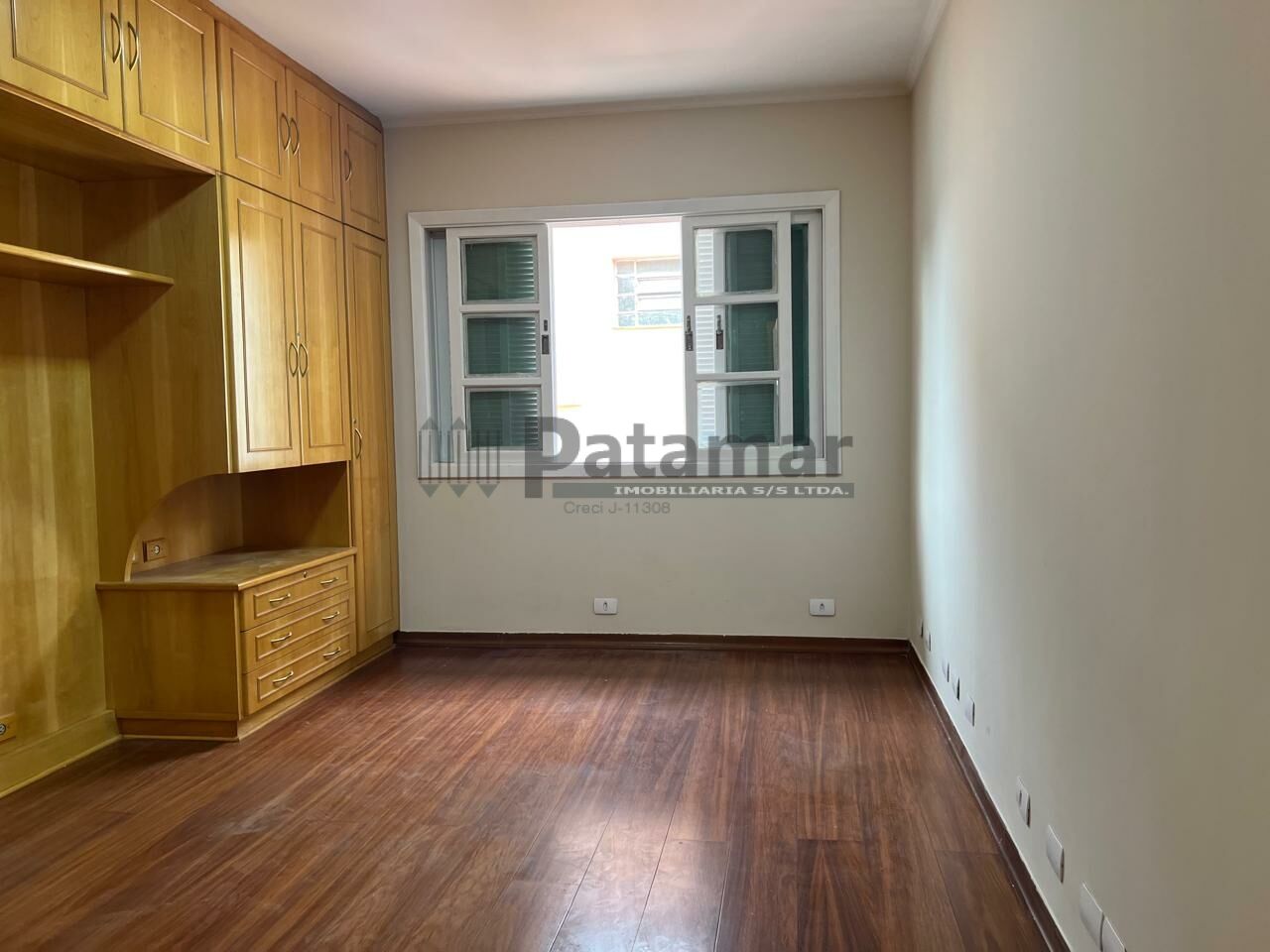 Sobrado para Venda - Jardim Peri Peri