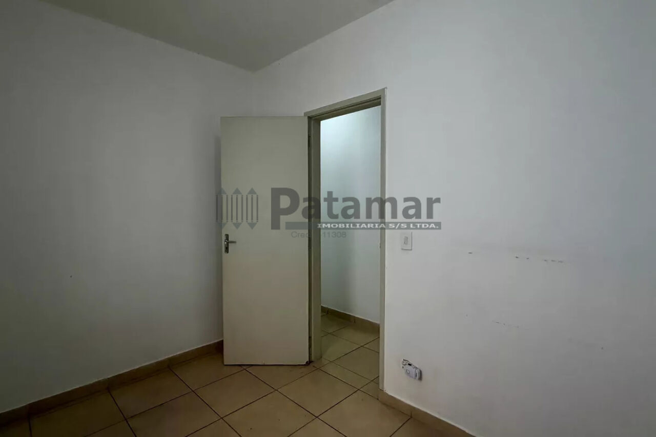Casa Térrea para Venda - Jardim Ester Yolanda