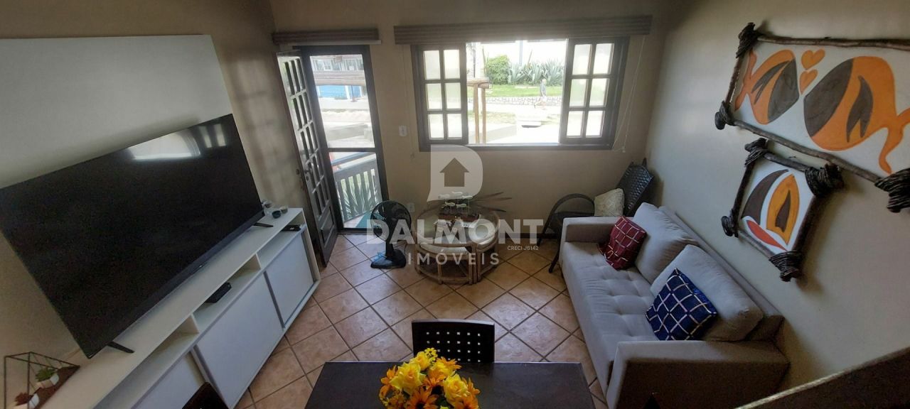 Casas Residenciais, Prédios Residenciais para Venda - Peró