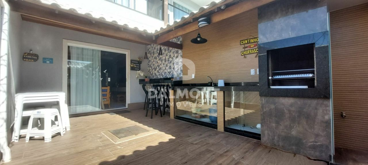 Casa para Venda - Peró