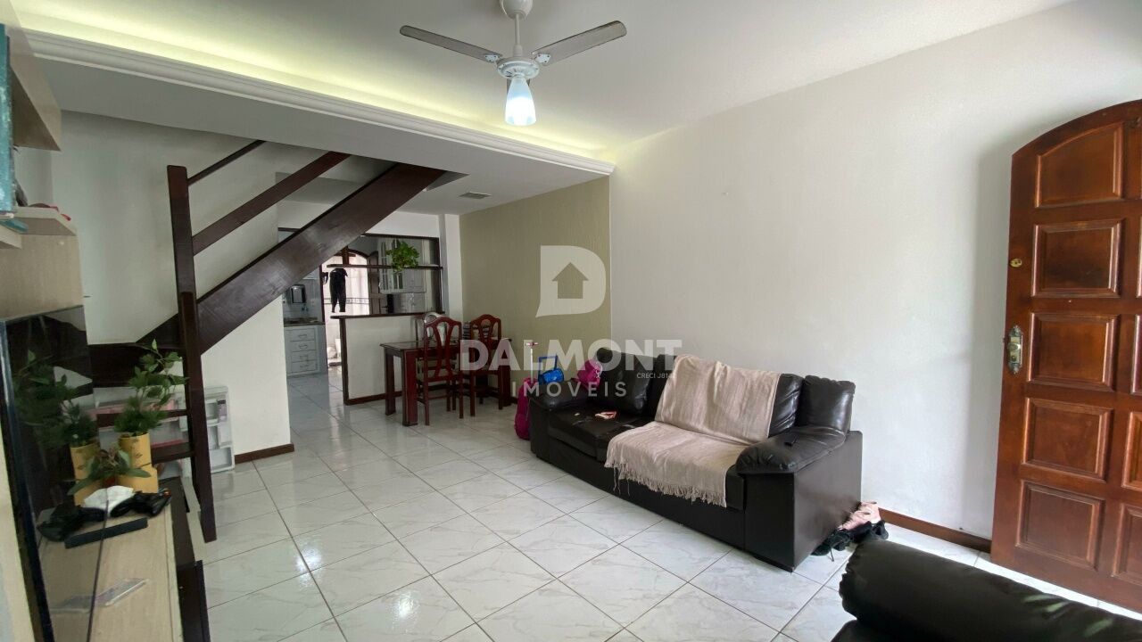 Casas Residenciais para Venda - Ogiva