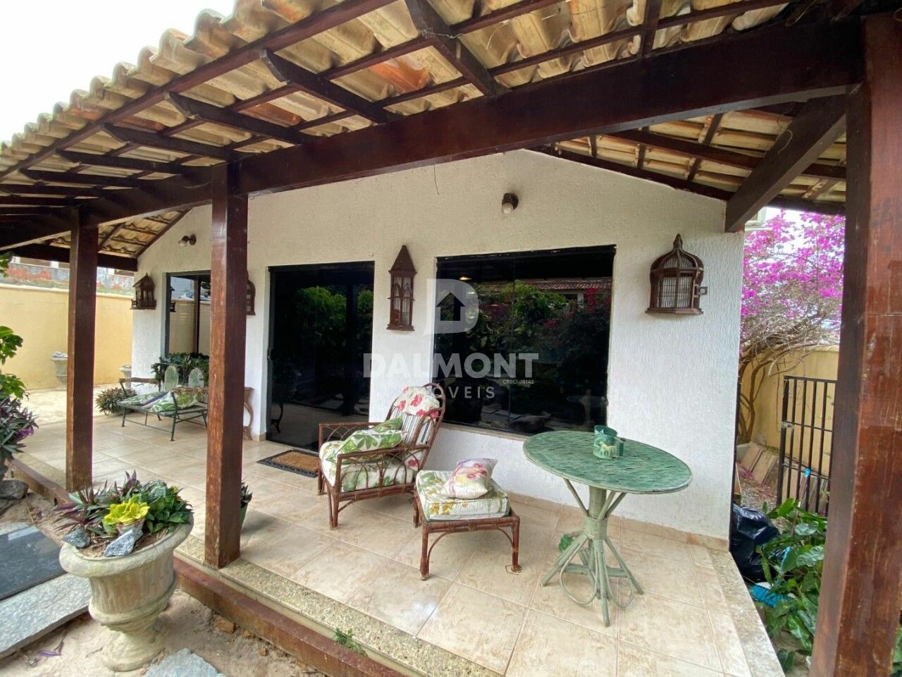 Casas Residenciais, Terrenos Ou Lotes Residenciais para Venda - Ogiva