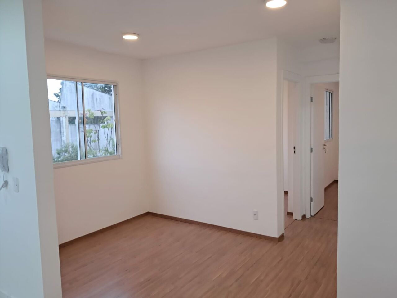 Apartamento para Venda - Parque Alves de Lima