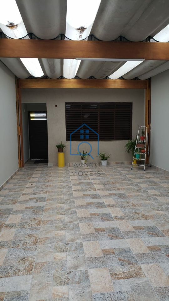 Sobrado para Venda - Jardim Santa Helena