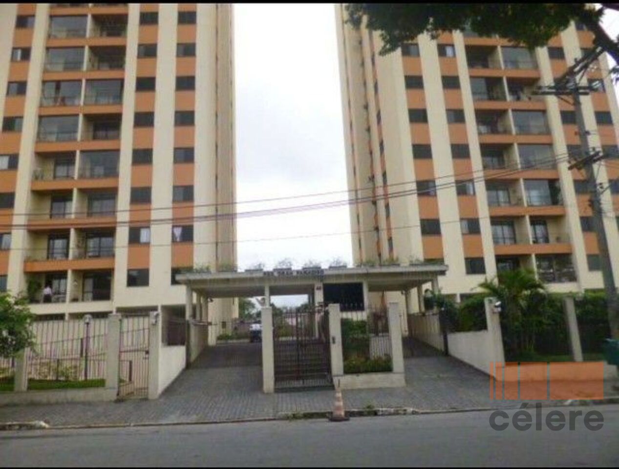 Apartamento para Venda - Vila Cláudia