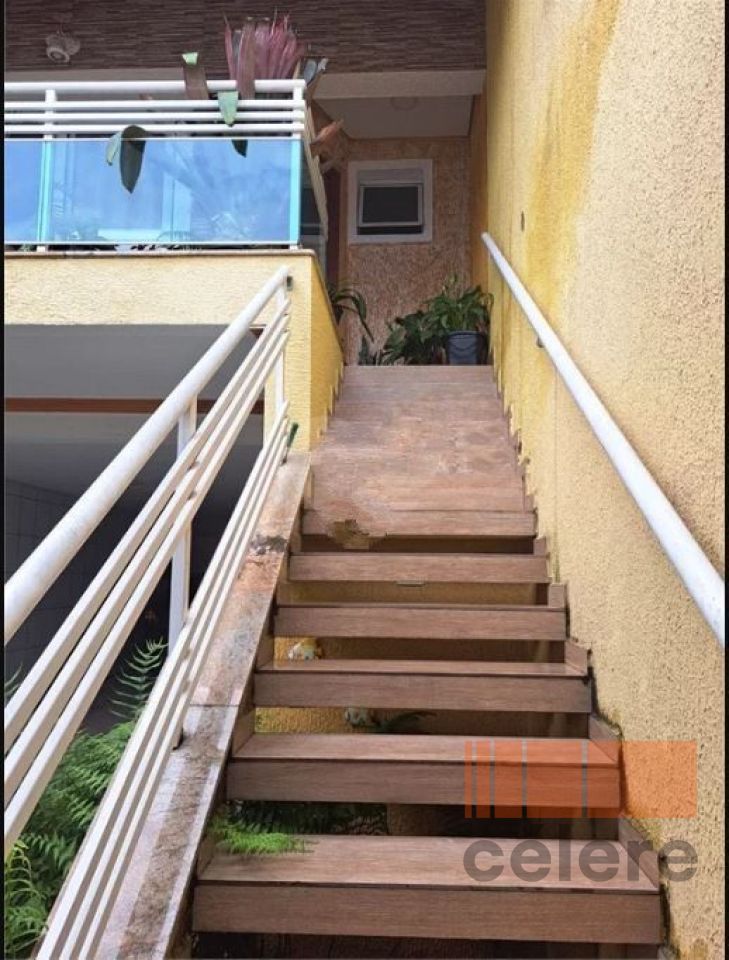 Sobrado para Venda - Parque São Lucas