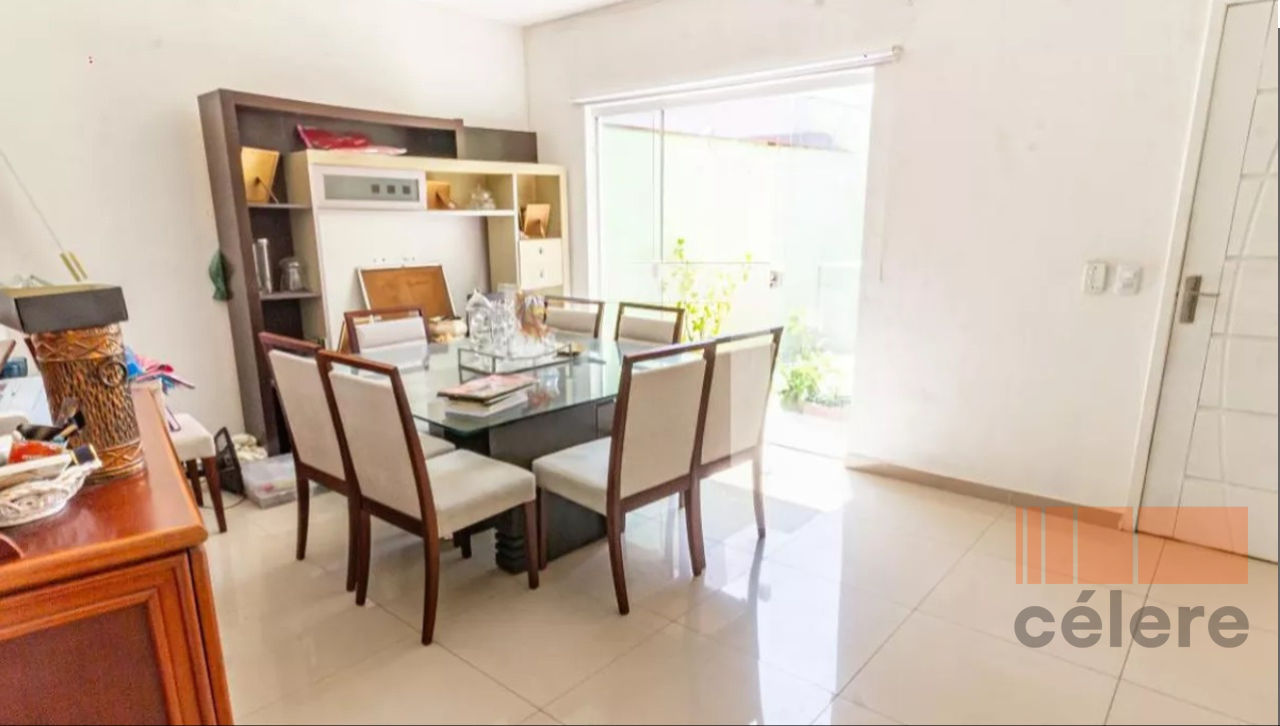 Sobrado para Venda - Vila Bertioga