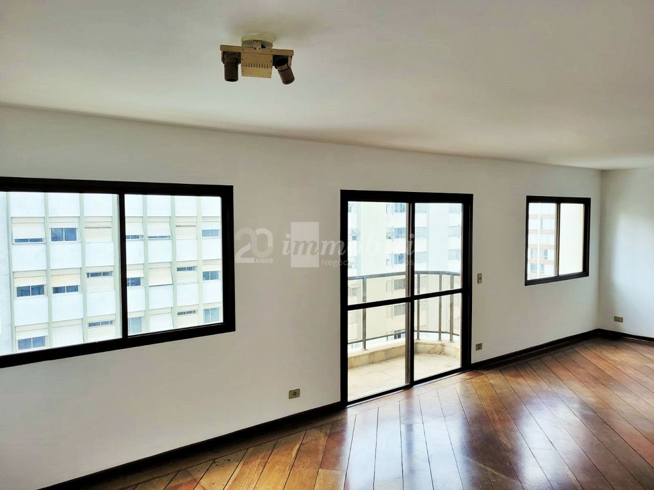 Apartamento para Venda - PARAÍSO