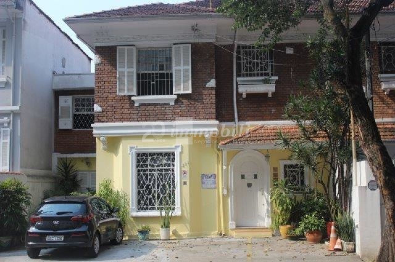 Sobrado para Venda - PERDIZES