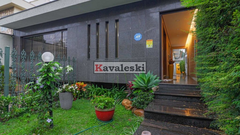 Casa Térrea para Venda - BOSQUE DA SAÚDE