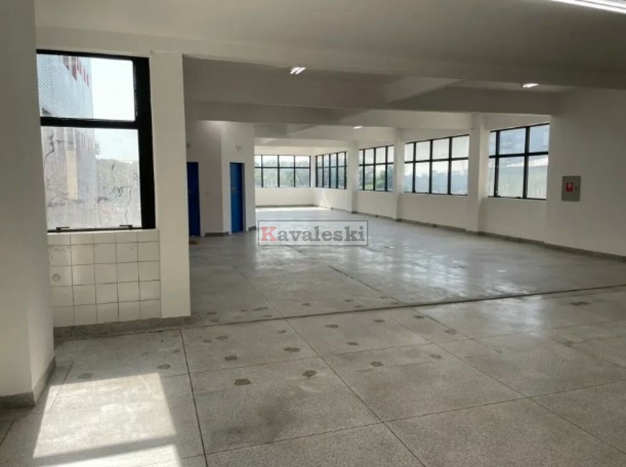 Prédio para Venda - CIDADE VARGAS