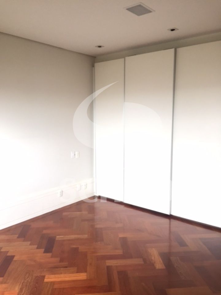 Foto 24