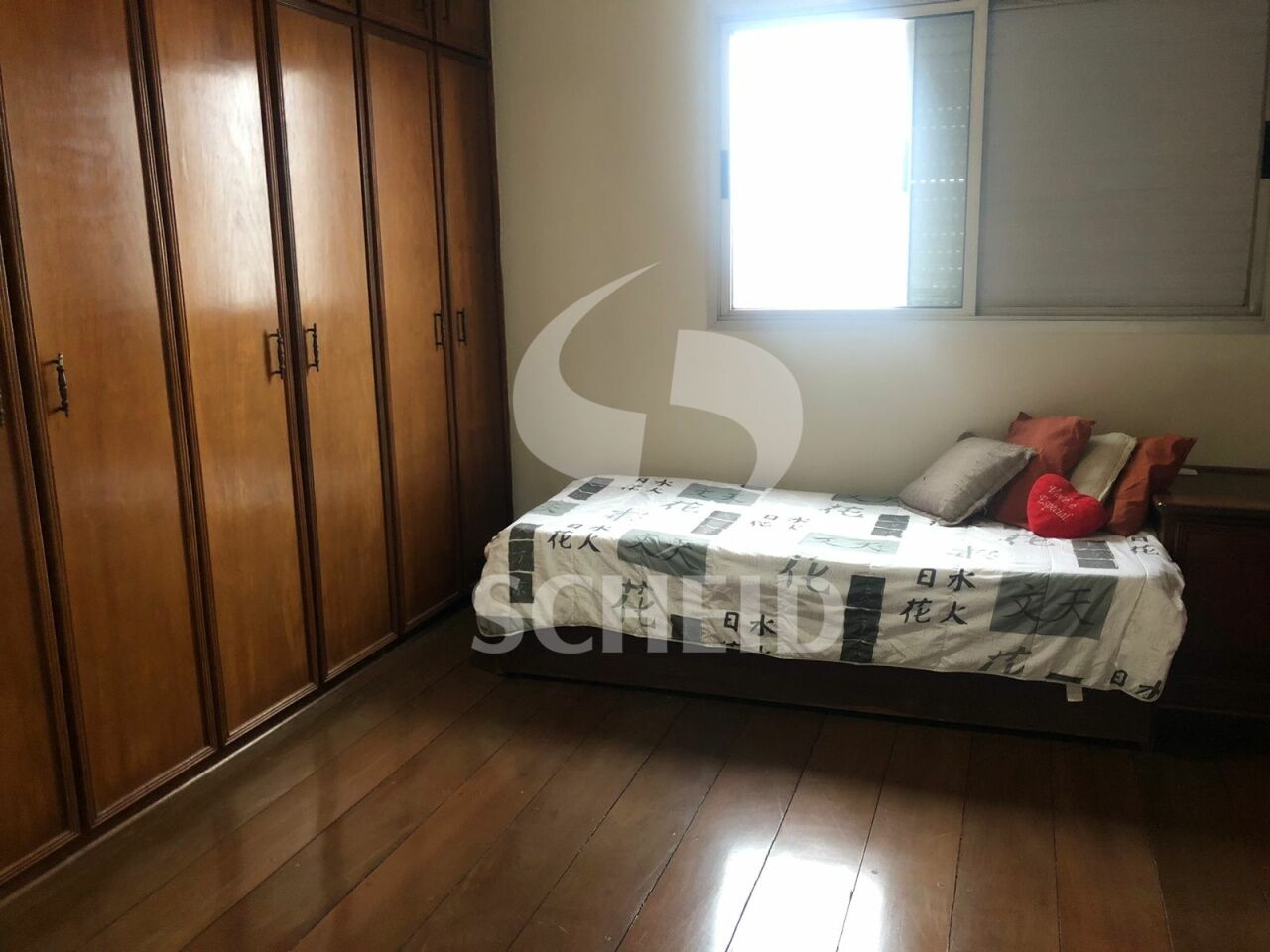 Foto 24