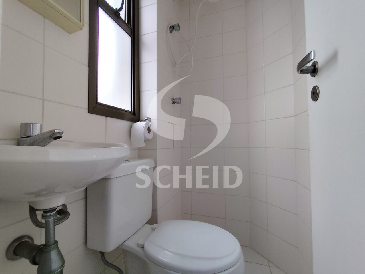 Banheiro de Serviço