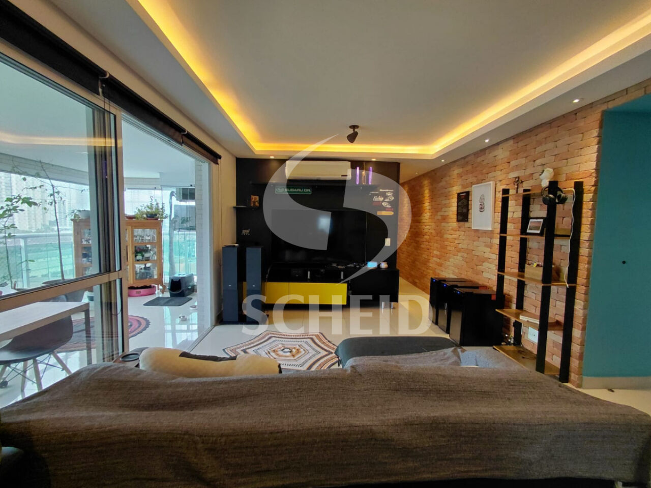 Foto 1