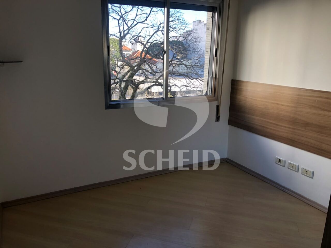 Foto 24