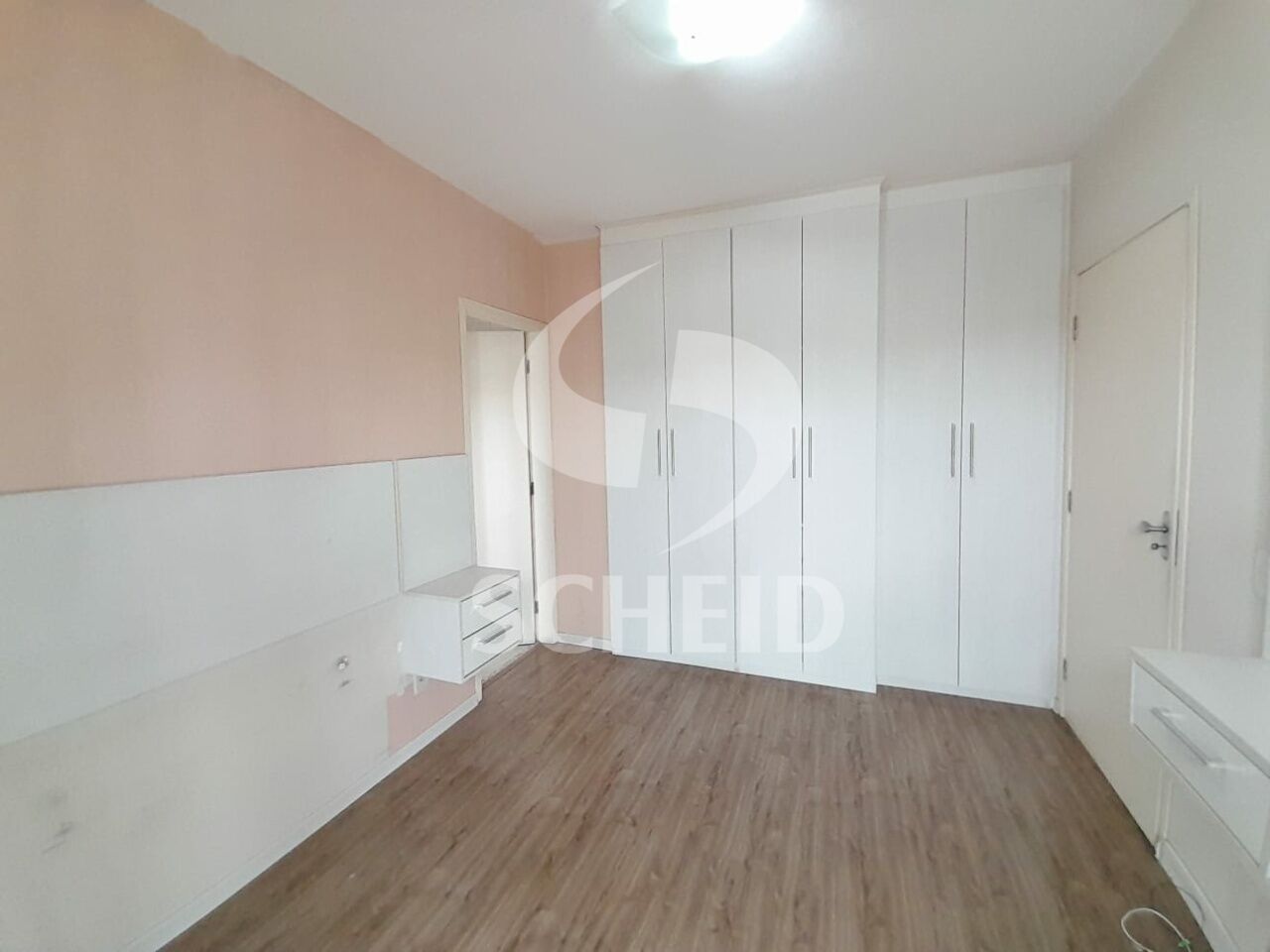 Foto 24