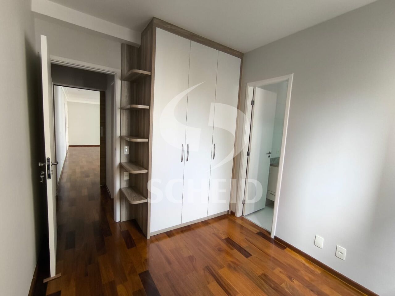 Foto 24