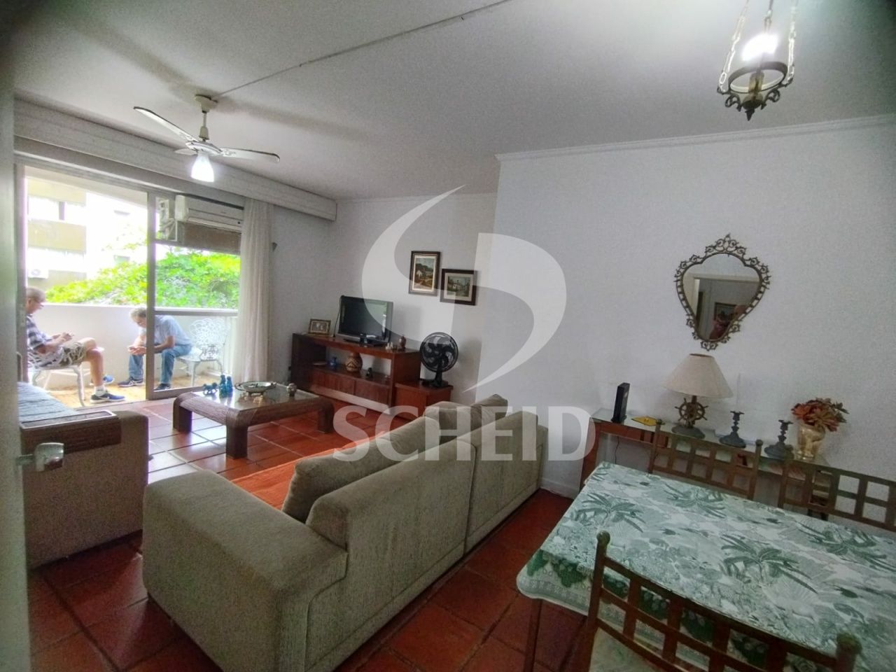 Foto 1