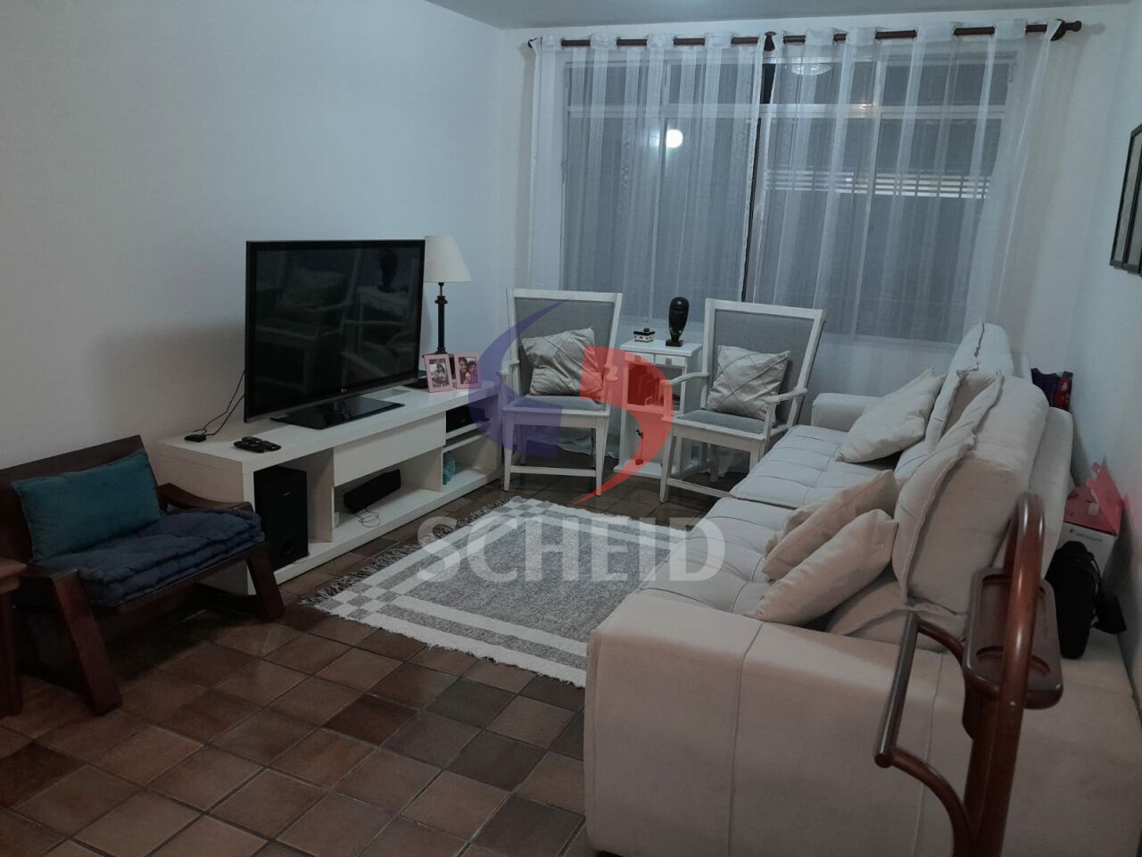Foto 1